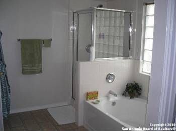 5th image of 9023 Broadmoor Bnd