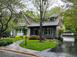 604 Oak Haven Dr #1, Falls Church, VA 22046
