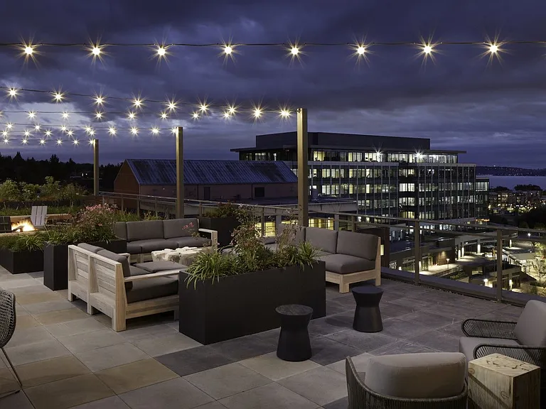 Uptown at Kirkland Urban — Photo 24