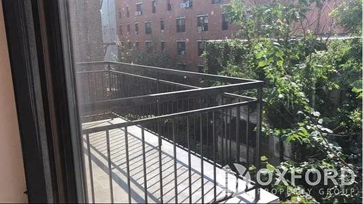 Rented by Oxford Property Group | media 21