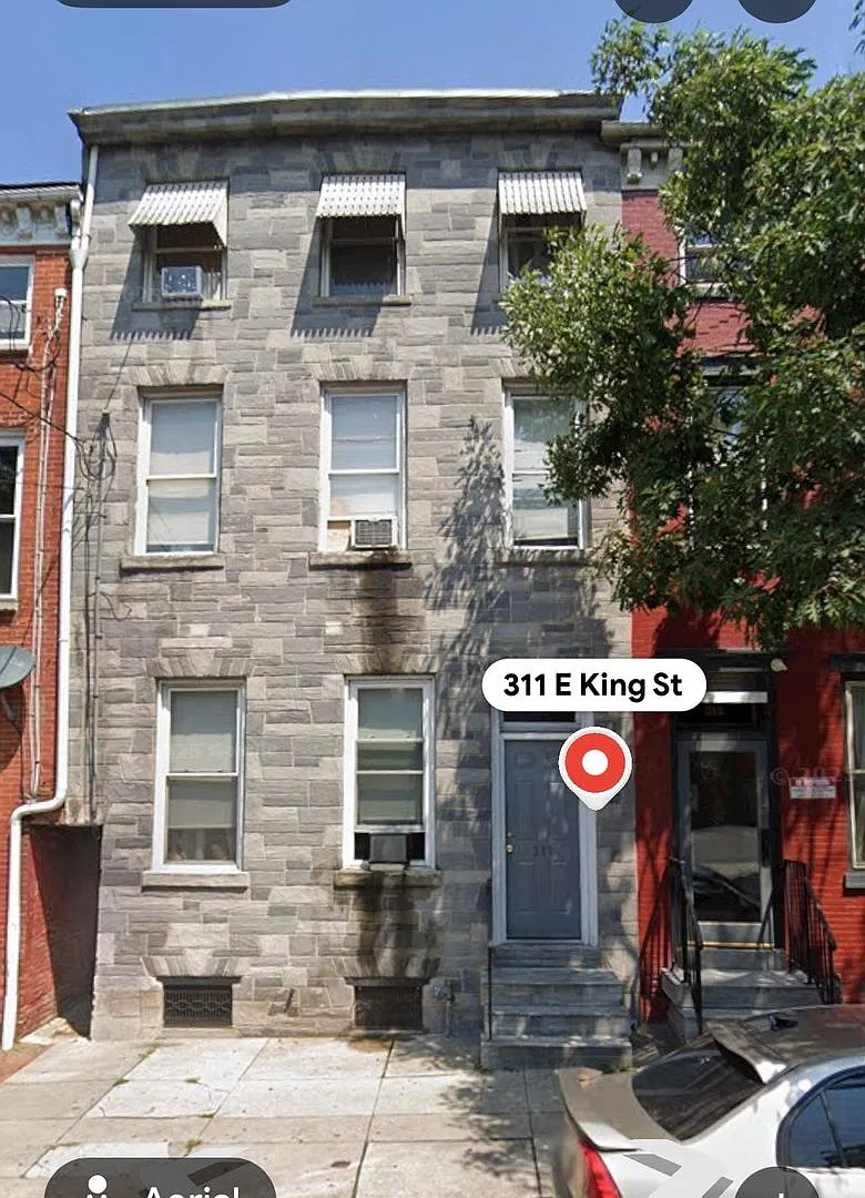 311 East King — Photo 1