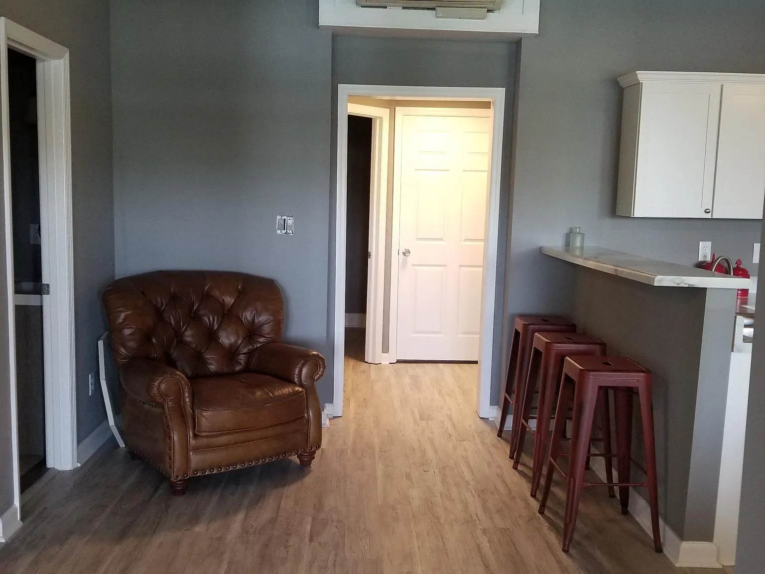 1313 Waters Edge Dr — Photo 4
