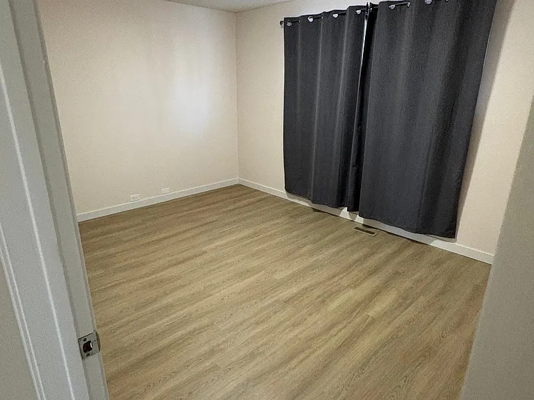 4719 Memorial Dr E #4719 — Photo 3