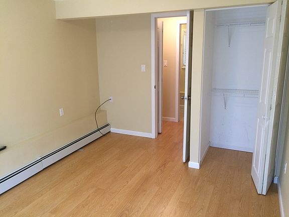 Bedroom / closet