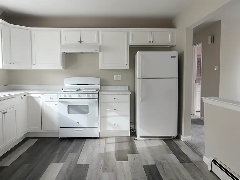 20 Oak St #2 — Photo 7