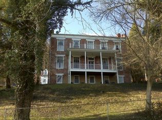 331B W 3rd St #B, Maysville, KY 41056
