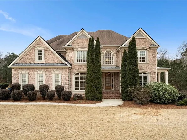 8250 Equinox Ln, Fairburn, GA 30213