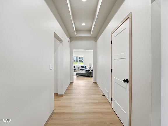 4th image of 683 Kaylee Ct