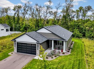 31740 Madison Rd, Lindstrom, MN 55045