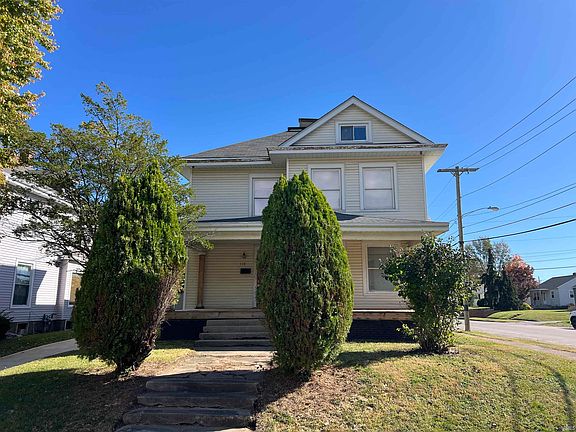 2nd image of 110 Woodlawn Pl