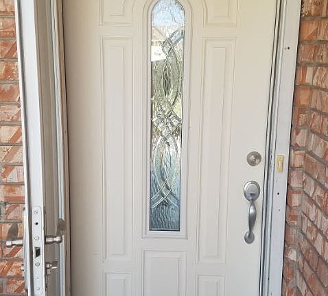 4th image of 16416 E 1st Pl