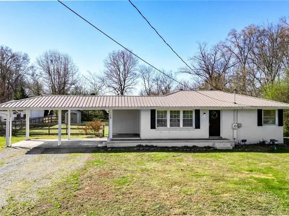 126 Cherry St, Adairsville, GA 30103