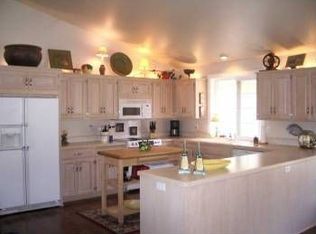 3408 Broken T Dr, Hood River, OR 97031
