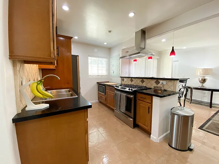 17908 E Edna Pl — Photo 7