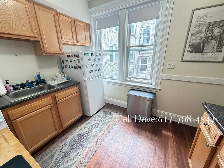 127 Sutherland Rd #D — Photo 18