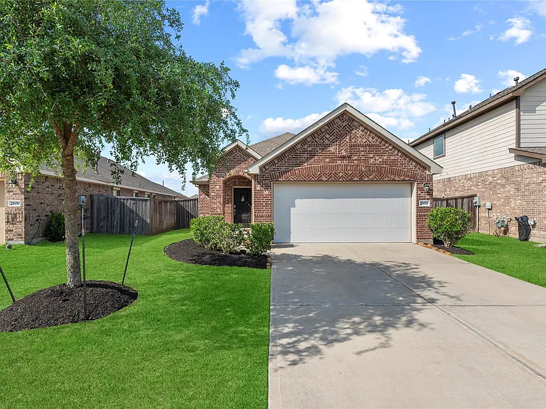 26006 Windy Prairie Ct — Photo 5