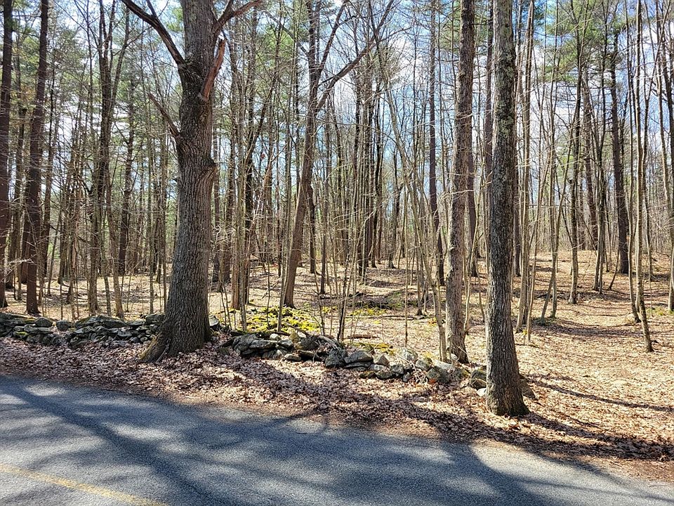 2nd image of LOT 2 Daniels Rd