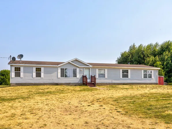 52304 42nd Ave, Lawrence, MI 49064