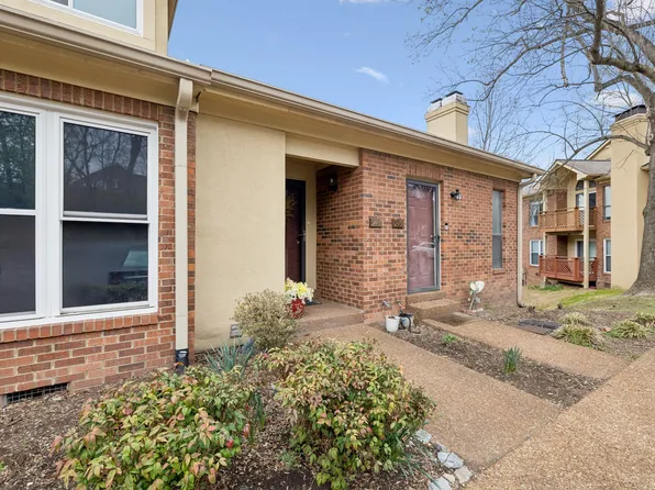 213 Riverstone Ct, Nashville, TN 37214