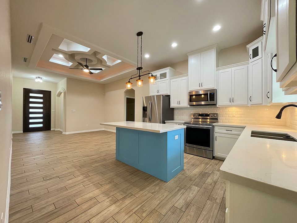 1st image of 2606 E Imperial Oaks Dr