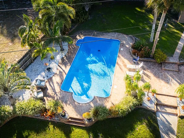 4751 S Indian River Drive, Fort Pierce, FL 34982