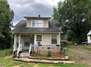 2009 Dellabrook Rd, Winston Salem, NC 27105