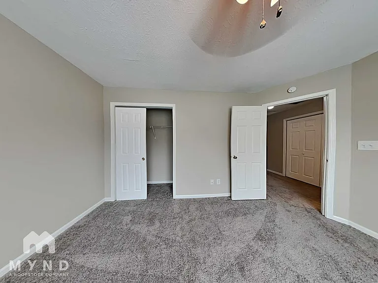 105 W Carolina St — Photo 14