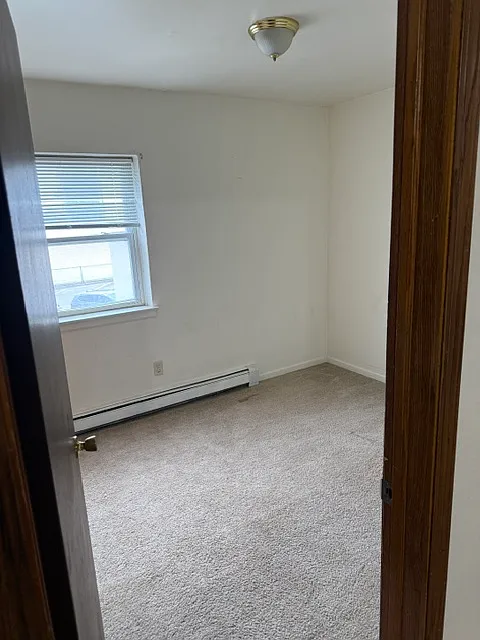 2 bed, 700 sqft, $945 — Photo 4