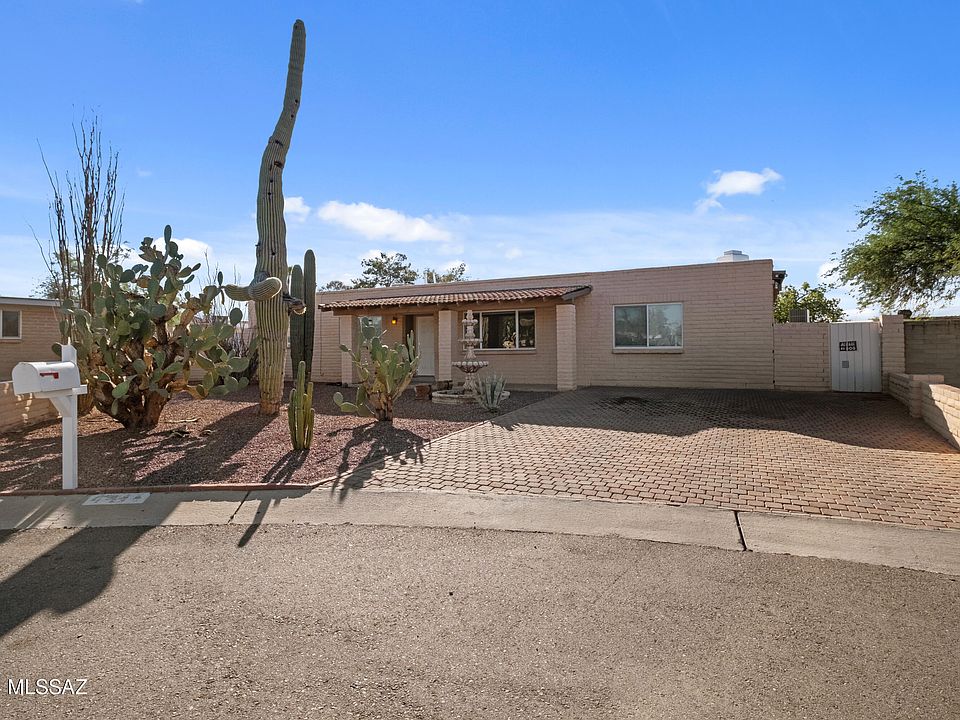 1st image of 4411 W Calle Marco