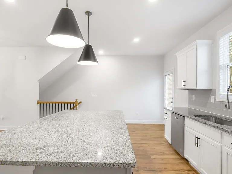 1274 Ainsworth Aly — Photo 11