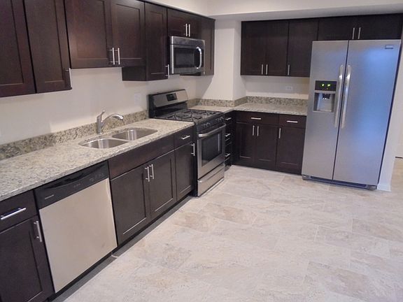 4th image of 7817 N Nordica Ave