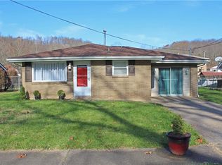 1475 Kings Creek Rd, Weirton, WV 26062