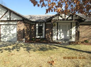 6523 Dolphin Cir, Florissant, MO 63033