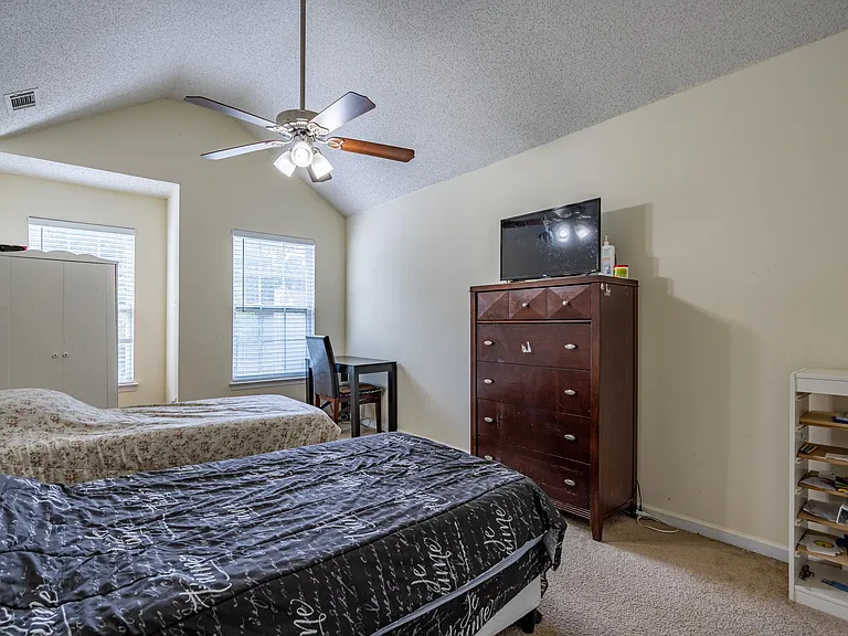 2031 Reflective Waters Rd — Photo 16