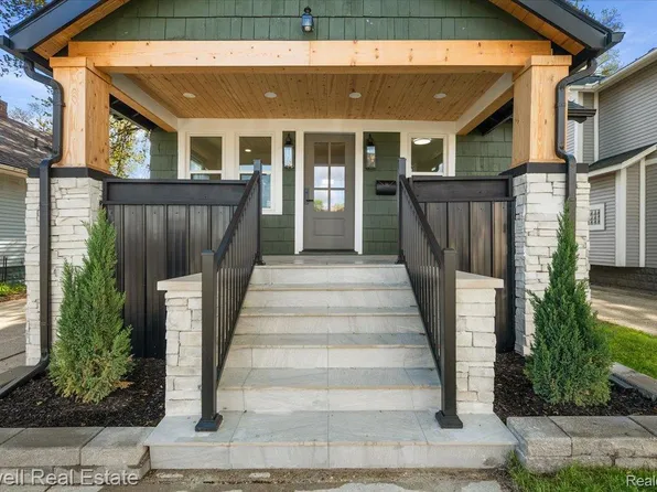 121 S Edison Ave, Royal Oak, MI 48067