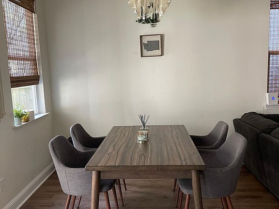 4th image of 8816 Shadowglen Dr