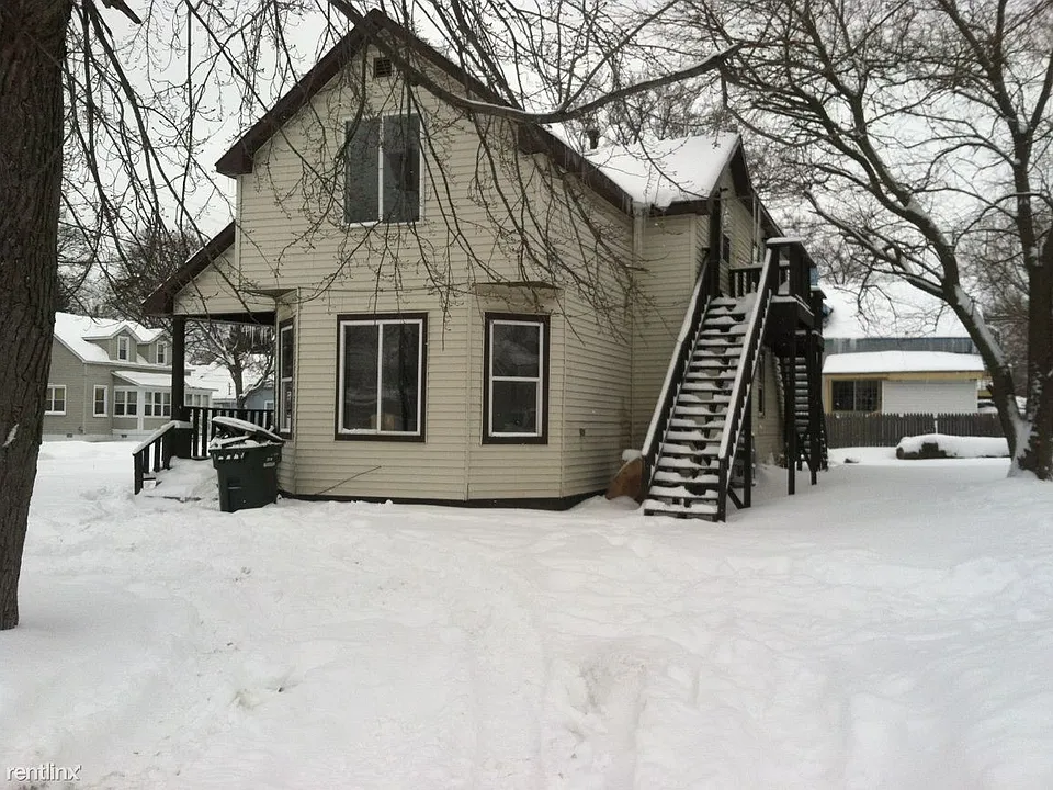 1146 Spring
