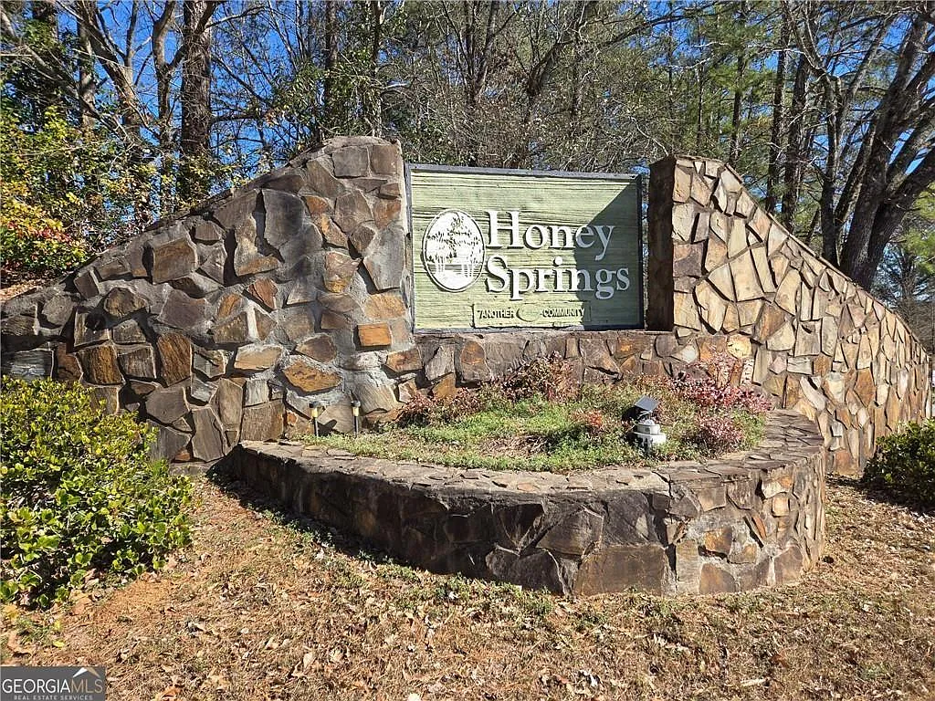 Building Photo - 1703 Windy Ridge Ct SE