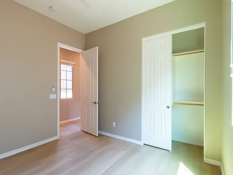 10317 E Catalyst Ave — Photo 9