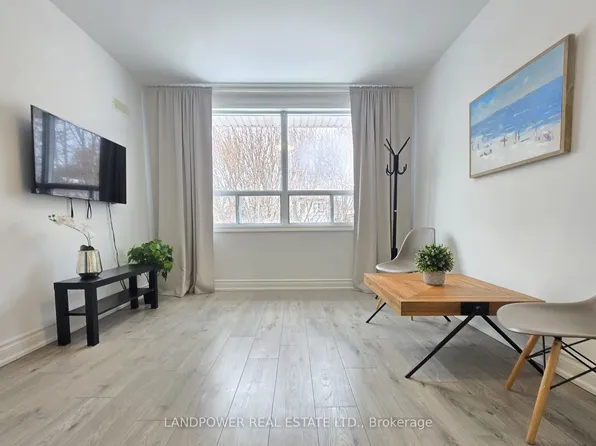 223 Hiawatha Rd #3, Toronto, ON M4L 2Y3