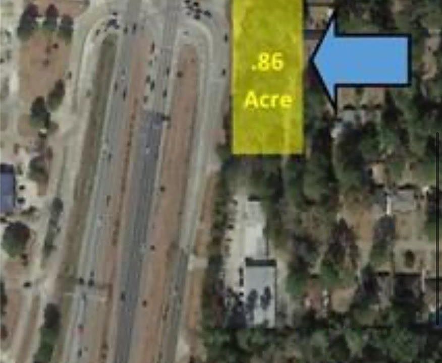 2nd image of Highway 190 Service Rd