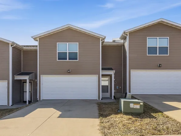 3063 Brunskill Rd, Dubuque, IA 52003