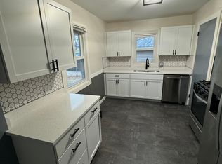 8348 Hadley Ave S, Cottage Grove, MN 55016