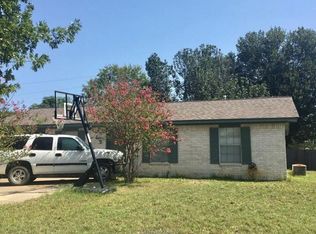 3107 Normand Dr, College Station, TX 77845