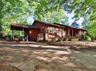 2719 Samples Rd, Cumming, GA 30041