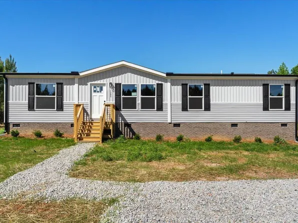 1295 Schloss Rd, Louisburg, NC 27549