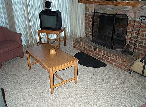 4th image of 28 Doe Highlands Dr #109