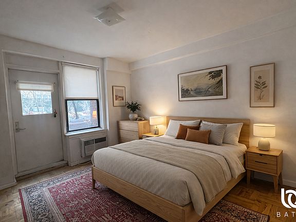 5th image of 211 E 18th St APT 1N