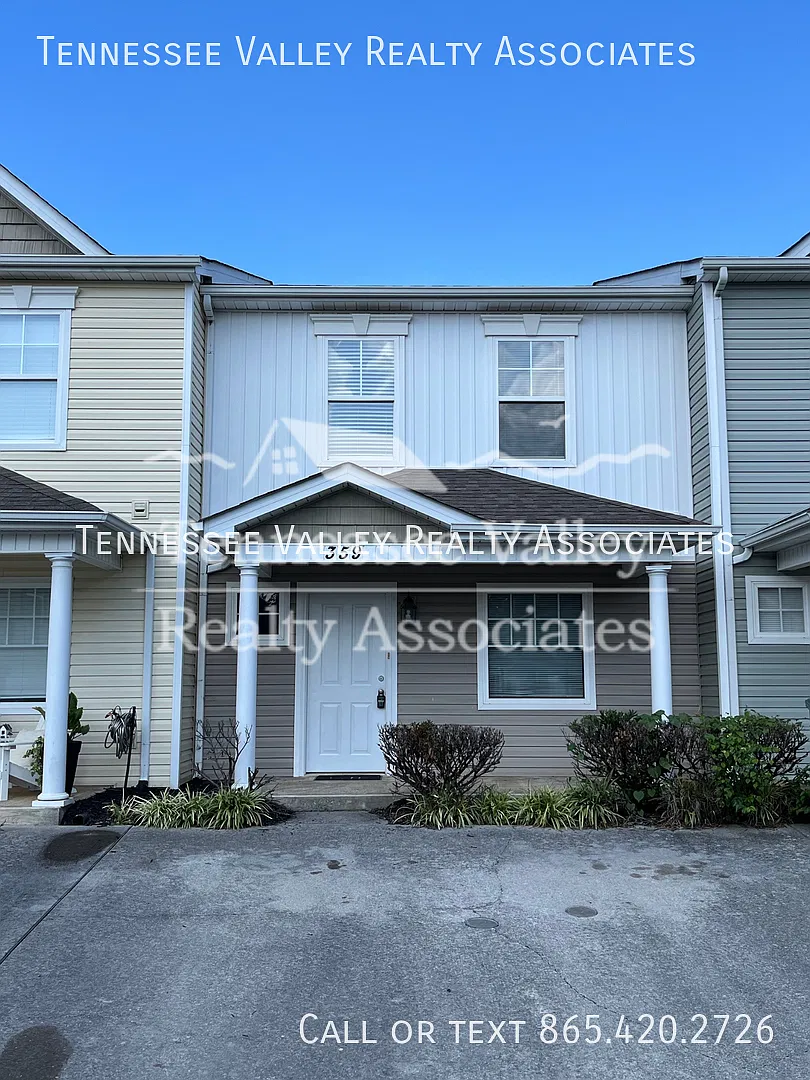 2 bed, 2.5 bath townhome in scenic Seymour, TN! — Photo 1