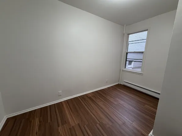 64 Cottage Street image 8 of 11